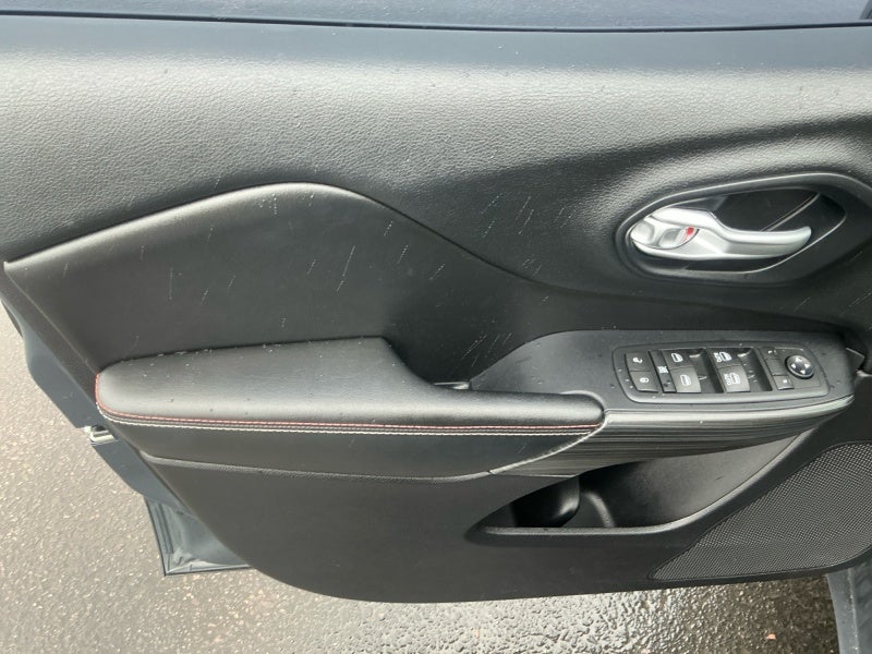 2016 Jeep Cherokee 75th Anniversary