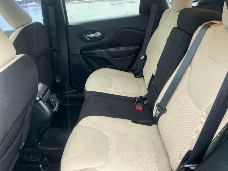 2016 Jeep Cherokee 75th Anniversary