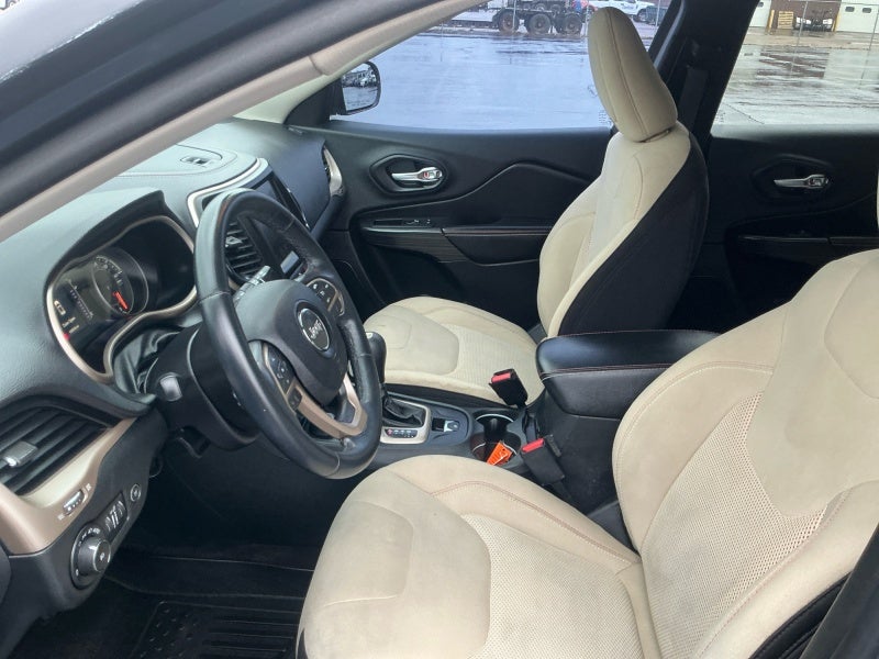 2016 Jeep Cherokee 75th Anniversary