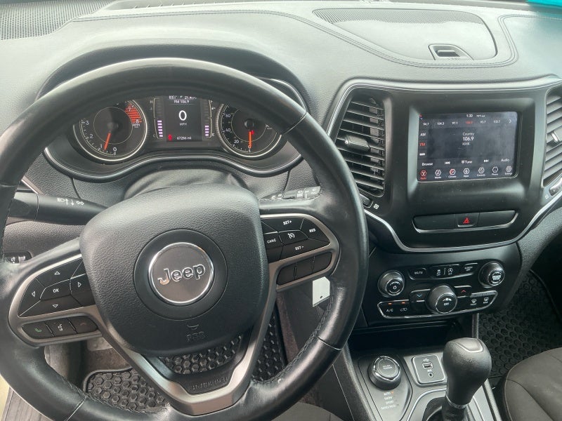 2019 Jeep Cherokee Latitude