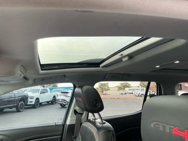 2021 GMC Acadia AT4