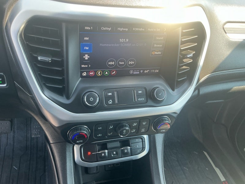 2021 GMC Acadia SLT