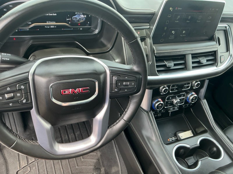 2023 GMC Yukon SLT