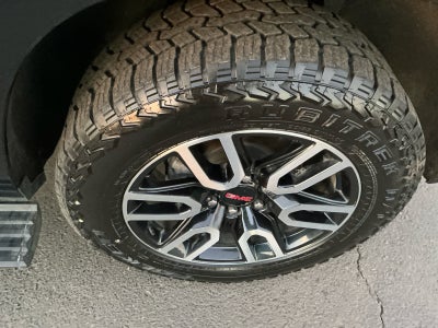 2021 GMC Yukon AT4