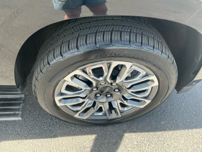 2024 GMC Yukon XL Denali Ultimate