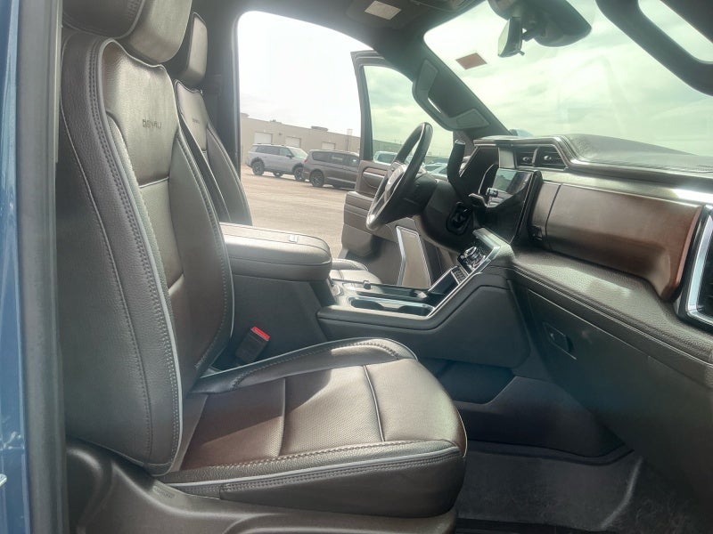 2025 GMC Sierra 3500 HD Denali
