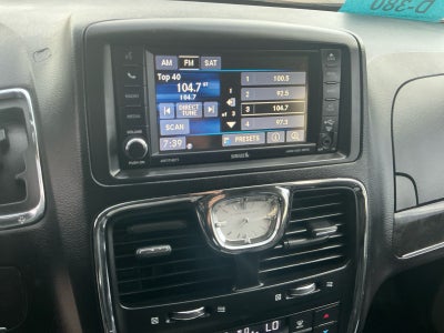 2014 Chrysler Town & Country Touring