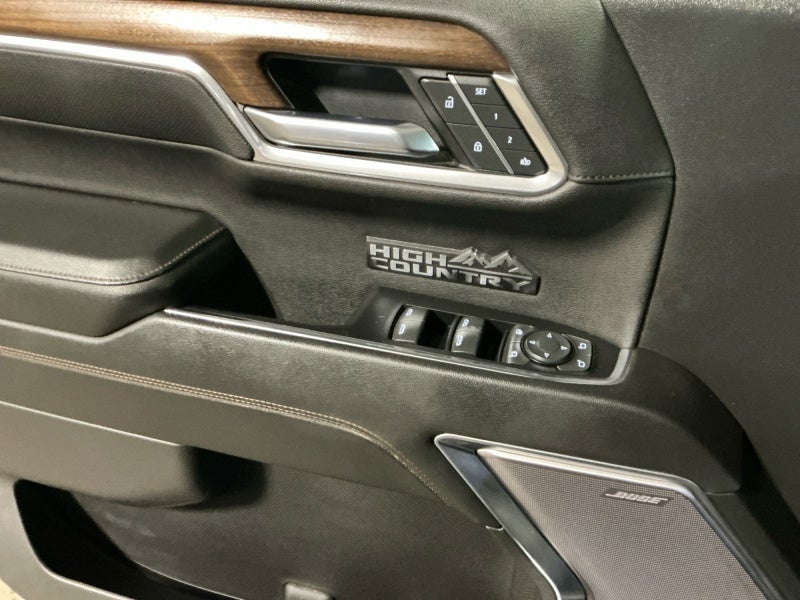2022 Chevrolet Silverado 1500 High Country