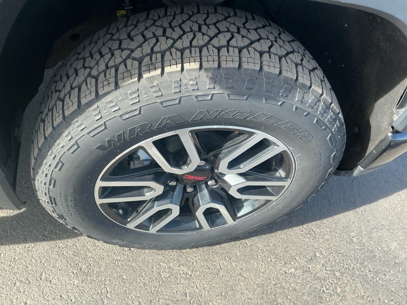 2022 GMC Sierra 1500 AT4