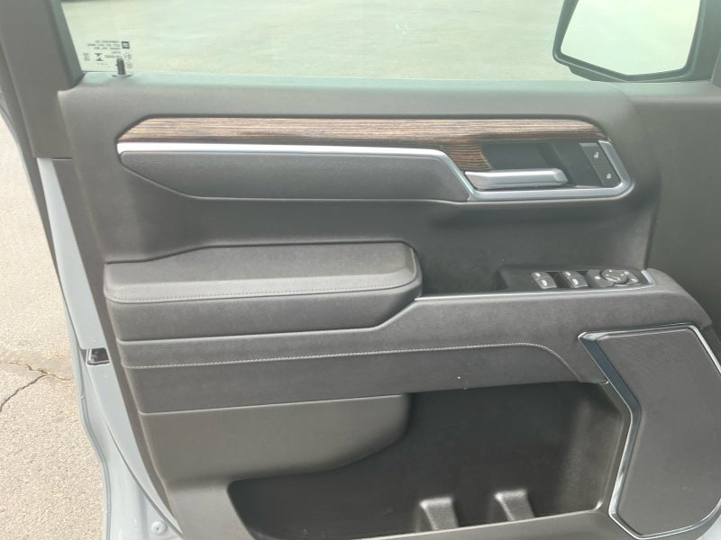 2025 GMC Sierra 1500 SLE