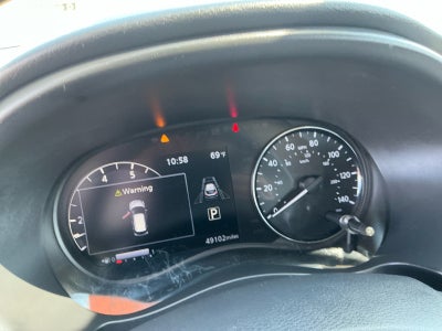2021 Nissan Kicks SR
