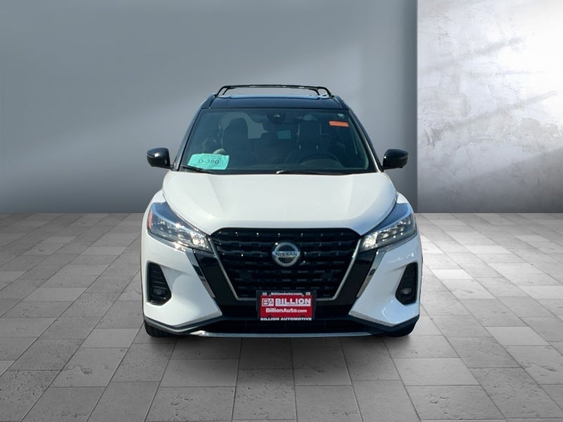 2021 Nissan Kicks SR