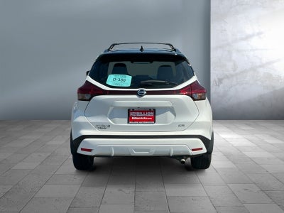 2021 Nissan Kicks SR