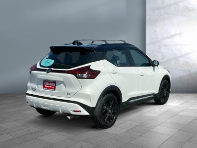 2021 Nissan Kicks SR