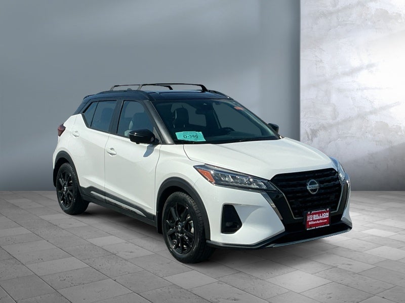 2021 Nissan Kicks SR