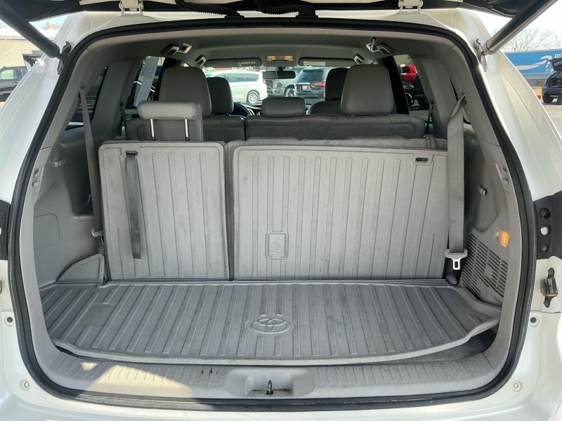 2015 Toyota Highlander LE