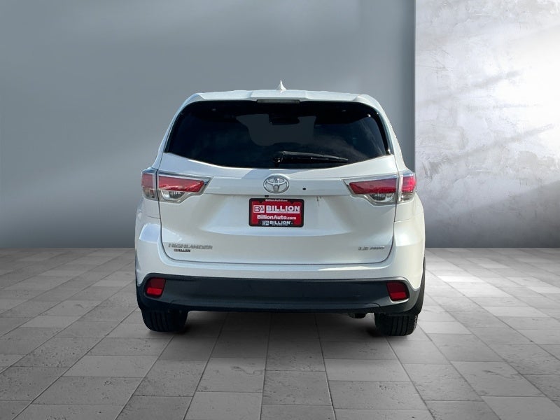 2015 Toyota Highlander LE