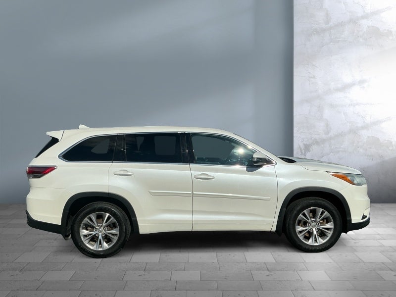 2015 Toyota Highlander LE