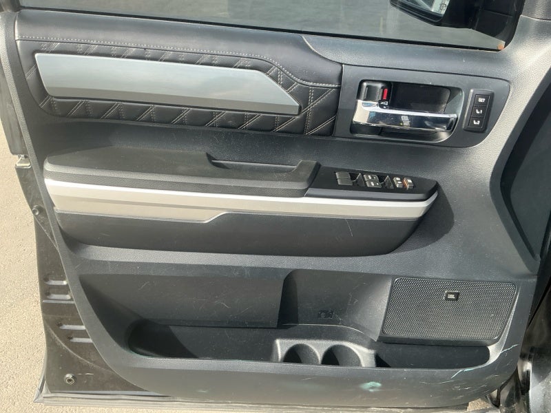2014 Toyota Tundra 4WD Truck Platinum