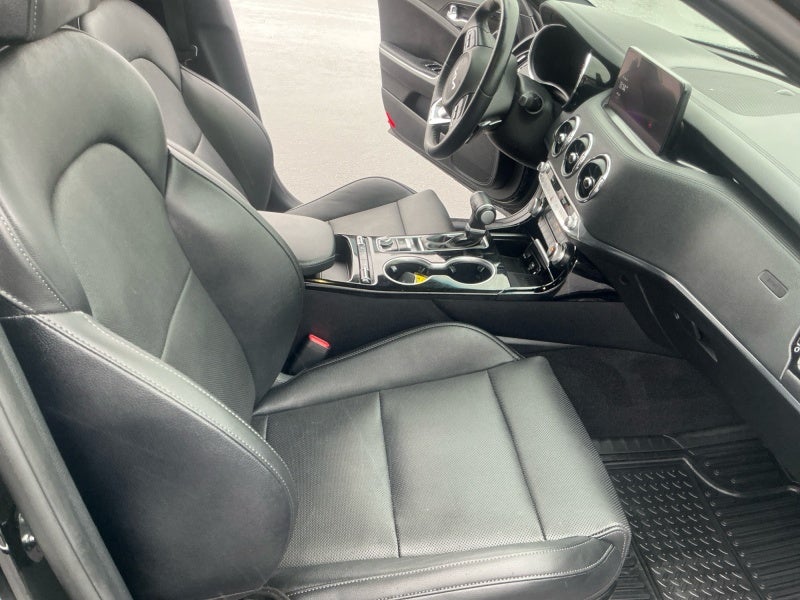 2023 Kia Stinger GT-Line