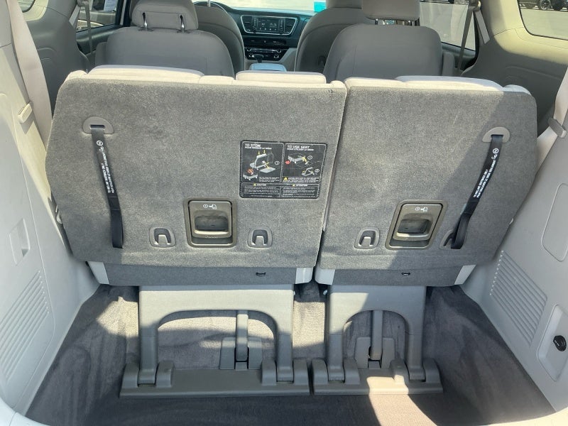 2020 Kia Sedona LX