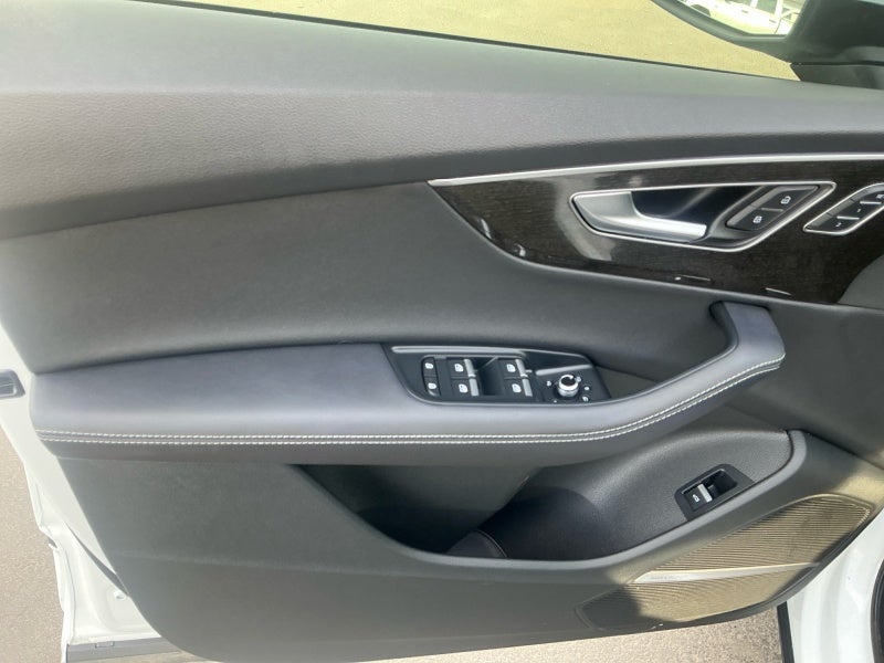 2025 Audi Q7 Prestige