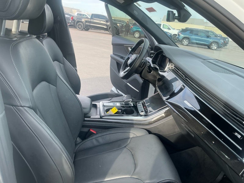 2025 Audi Q7 Prestige