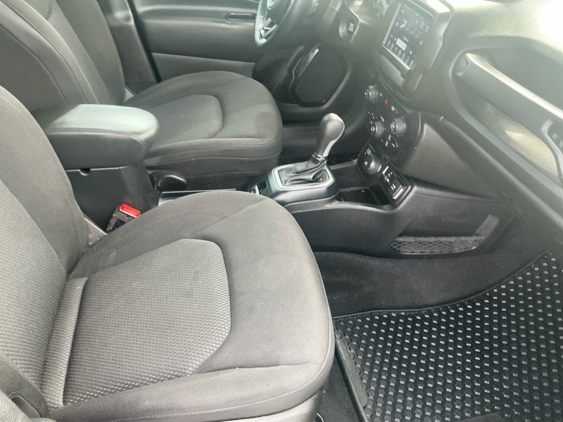 2020 Jeep Renegade Altitude