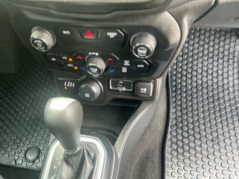 2020 Jeep Renegade Altitude