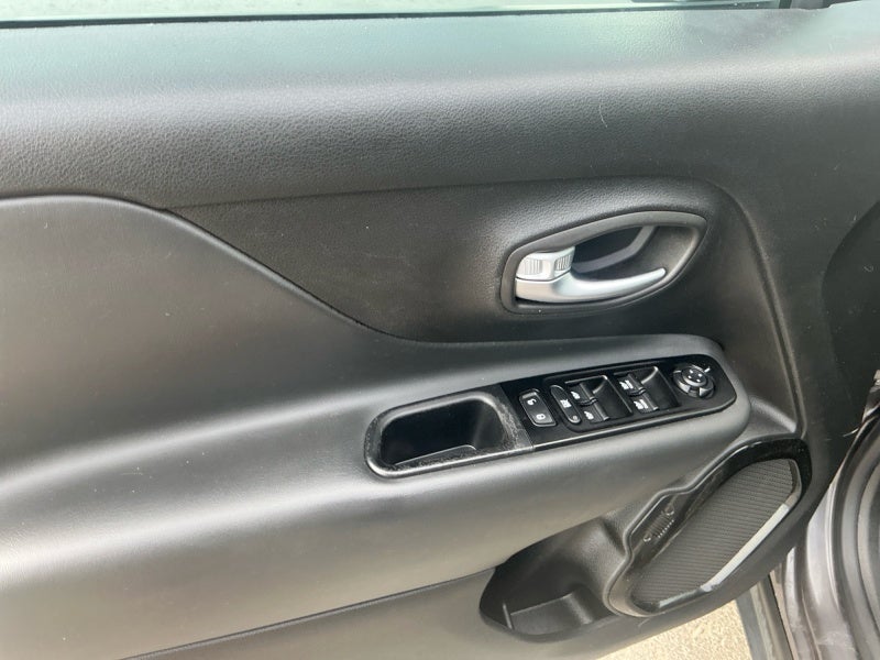 2020 Jeep Renegade Altitude