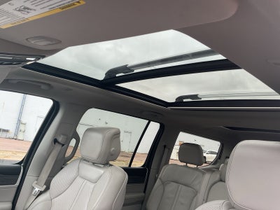 2023 Jeep Wagoneer Series III