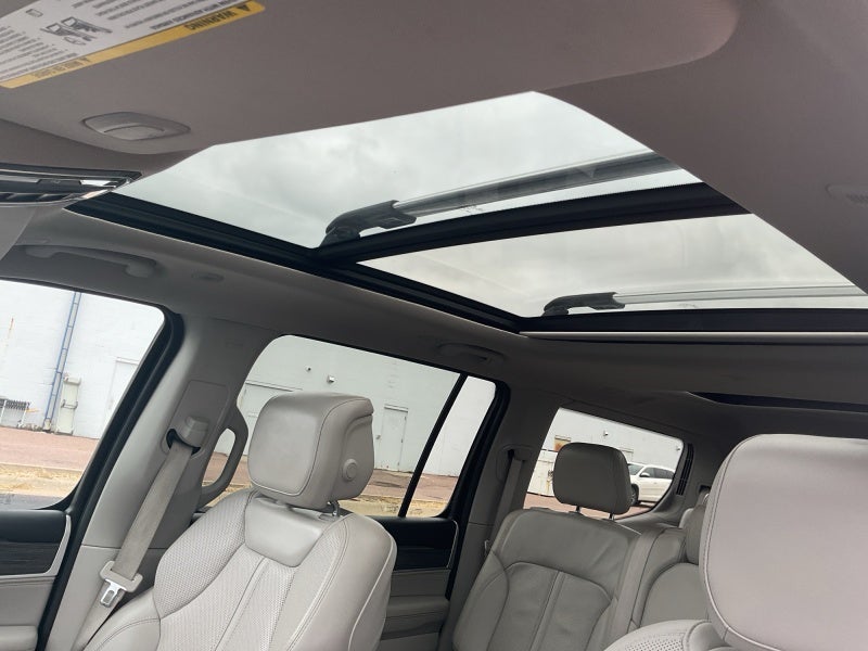 2023 Jeep Wagoneer Series III