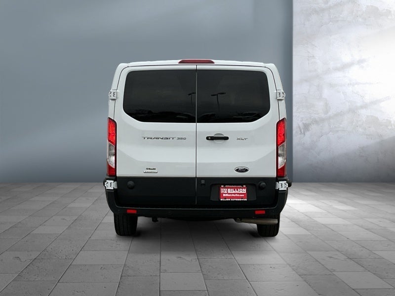 2024 Ford Transit Passenger Wagon XL
