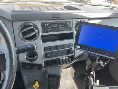 2021 Ford 550 NA