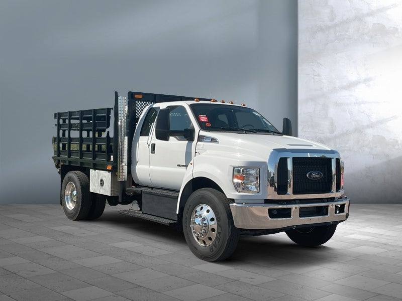 2021 Ford 550 NA