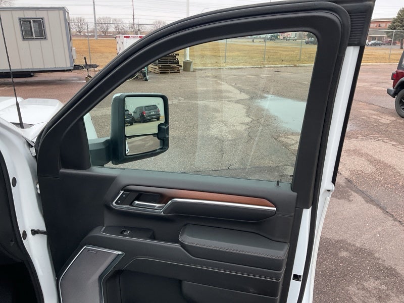 2024 GMC Sierra 3500 HD Denali