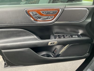 2019 Lincoln Continental Select