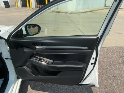 2024 Nissan Altima Platinum