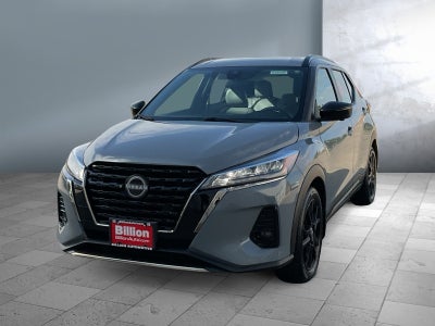 2023 Nissan Kicks SR