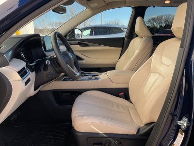 2025 INFINITI QX60 LUXE