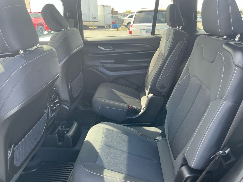 2024 Jeep Grand Cherokee L Laredo X
