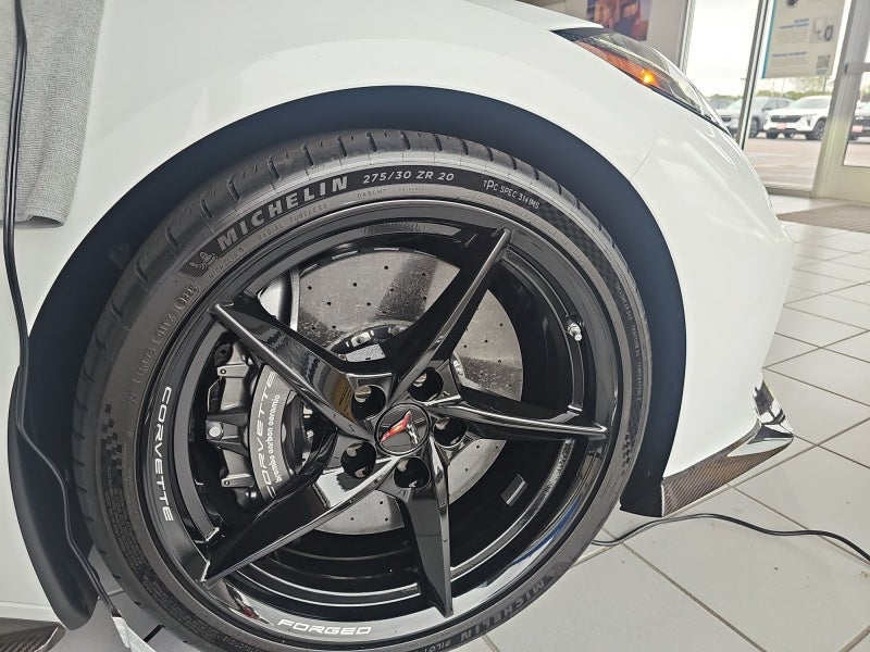 2025 Chevrolet Corvette E-Ray 2LZ