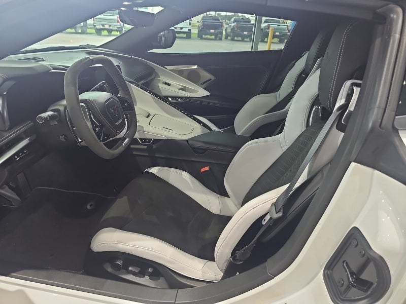 2025 Chevrolet Corvette E-Ray 2LZ
