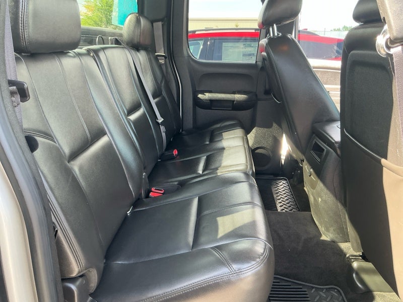 2011 Chevrolet Silverado 3500 HD DRW LTZ