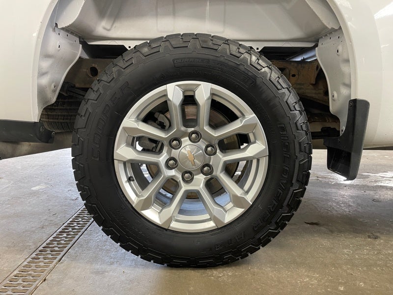 2023 Chevrolet Silverado 1500 LT (2FL)