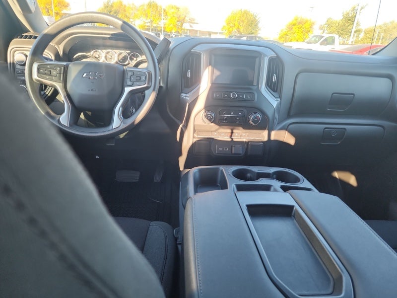 2022 Chevrolet Silverado 1500 LTD Custom