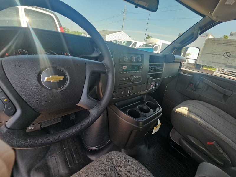 2026 Chevrolet Express Cargo 1WT