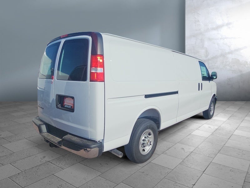2026 Chevrolet Express Cargo 1WT