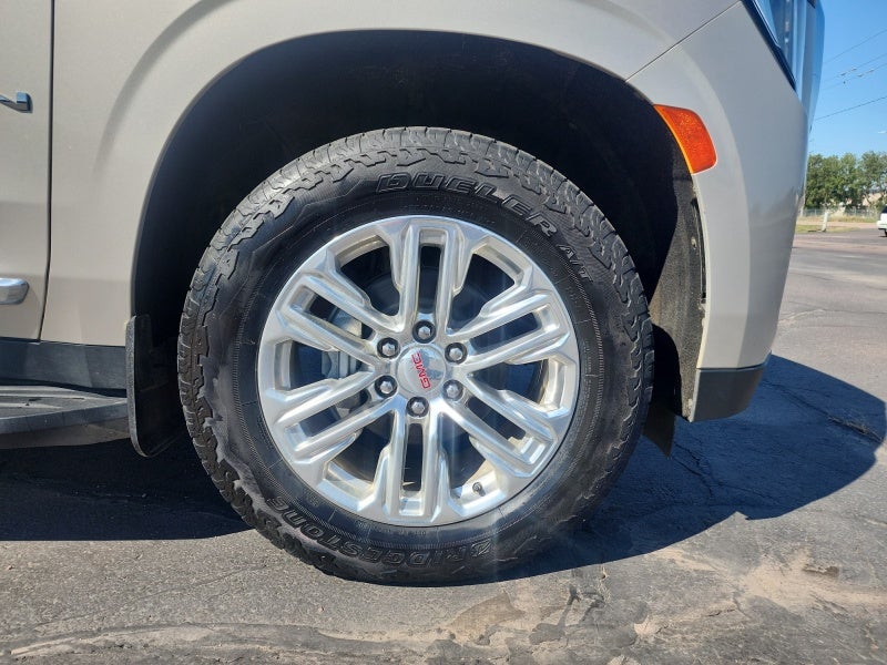 2021 GMC Yukon SLT