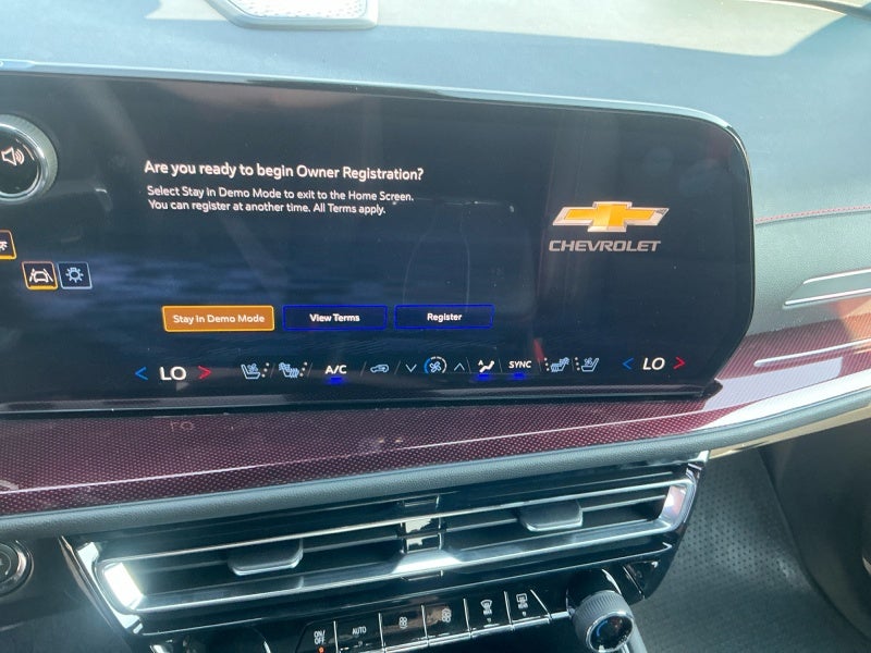 2027 Chevrolet Traverse RS